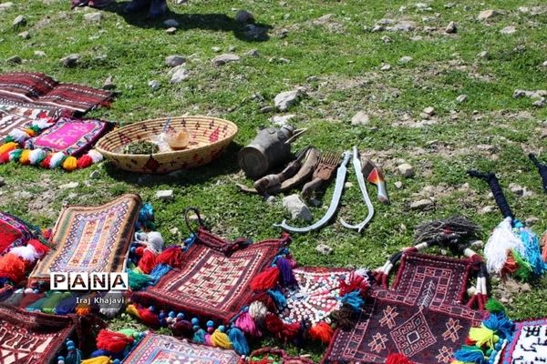 جشنواره غذاهای سنتی و صنایع دستی در روستای چمن سادات حسینی دهدزخوزستان