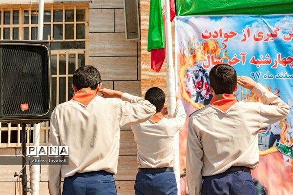 مانور استانی پیشگیری از حوادث چهارشنبه آخر سال در مشهد