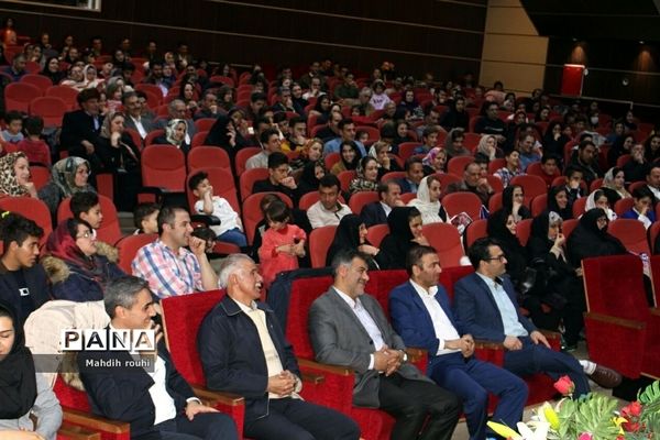 همایش تجلیل از نخبگان ورزشی استان در تبریز