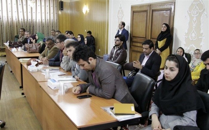 سومین همایش دبیران شاعر استان کردستان برگزار شد