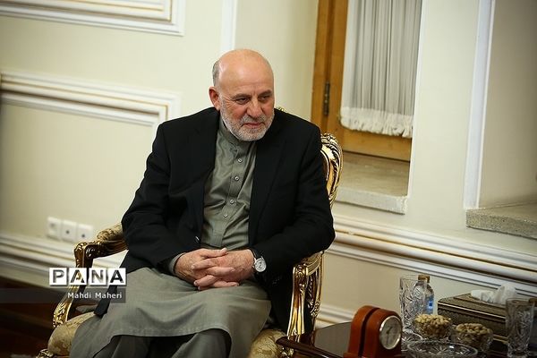 دیدار نماینده ویژه رئیس جمهوری افغانستان با ظریف