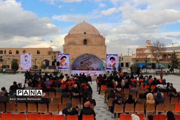 آغاز دومین جشنواره بیدمشک در ارومیه