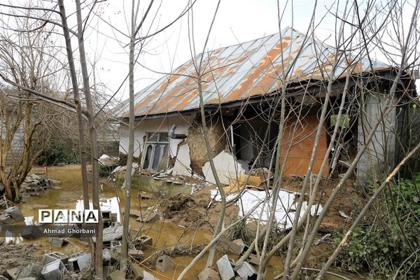 وضعیت مردم روستاهای سیل‌زده سیمرغ