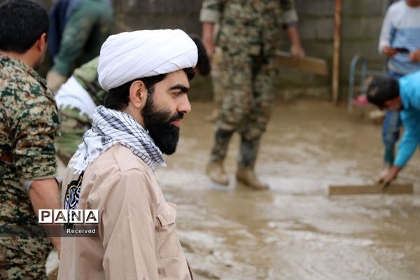 امدادرسانی به منطقه سیل‌زده سیمرغ