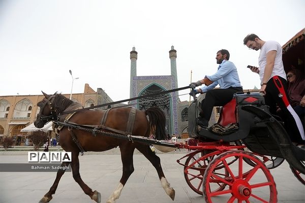 میدان نقش جهان اصفهان در نوروز 98