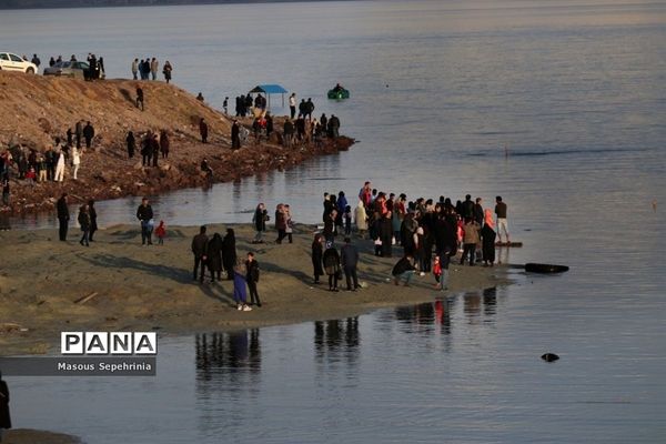 پر آب شدن دریاچه ارومیه در سال98