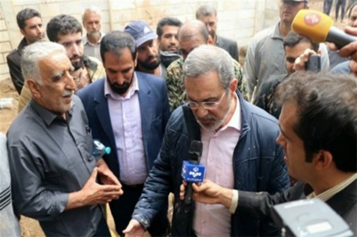 دلجویی و تفقد وزیر آموزش و پرورش از فرهنگیان خسارت دیده از سیل لرستان