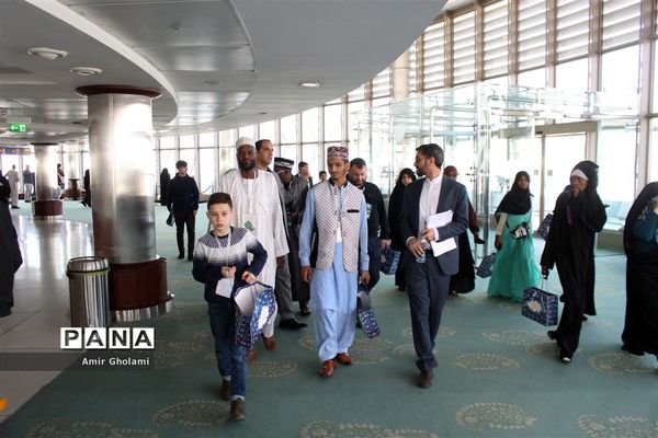 بازدید شرکت کنئدگان مسابقات بین المللی قرآن کریم از برج میلاد