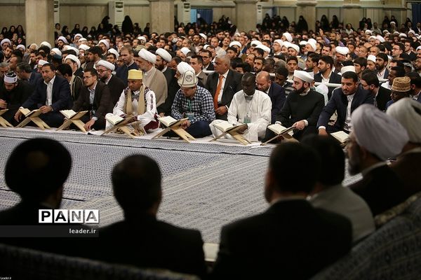 دیدار شرکت کنندگان در مسابقات بین‌المللی قرآن با رهبر انقلاب