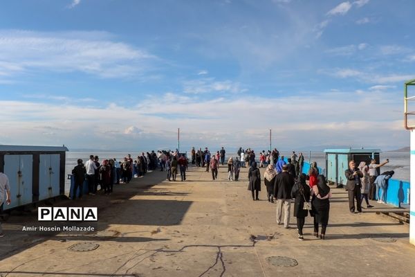 استقبال مردم از پرآبی دریاچه ارومیه