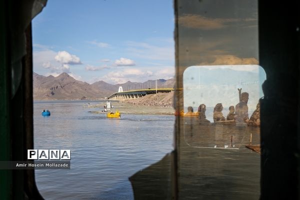 استقبال مردم از پرآبی دریاچه ارومیه