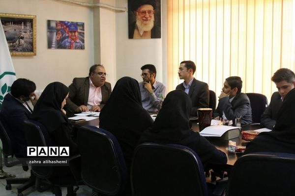 نشست فصلی مجلس دانش‌آموزی تهران