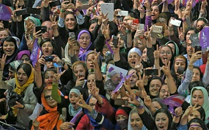 انتقاد یک نماینده مجلس از حذف سهمیه زنان در لیست‌های انتخاباتی