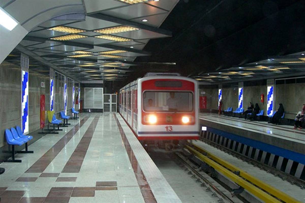 تست نخستین قطار از پروژه ۷۰ واگن آلومینیومی مترو تهران