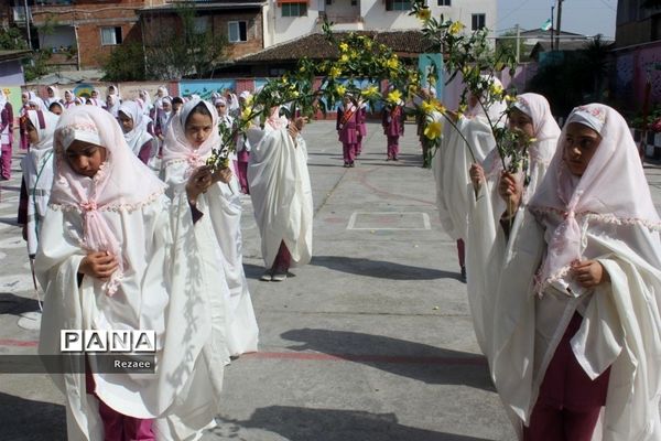 پویش ملی «سیل مهربانی هم‌کلاسی‌ها» در مدرسه بی‌بی شهربانو گلوگاه