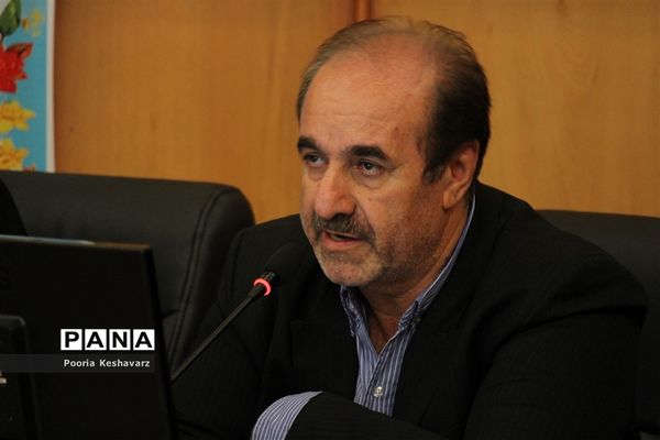 نشست روسای ادارات آموزش و پرورش استان فارس با وزیرآموزش و پرورش