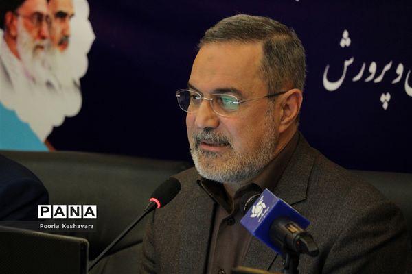 نشست روسای ادارات آموزش و پرورش استان فارس با وزیرآموزش و پرورش