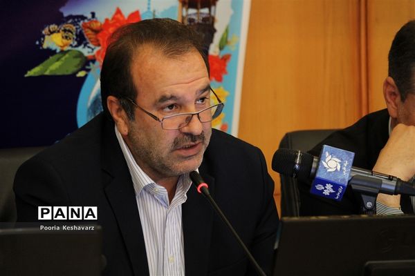 نشست روسای ادارات آموزش و پرورش استان فارس با وزیرآموزش و پرورش