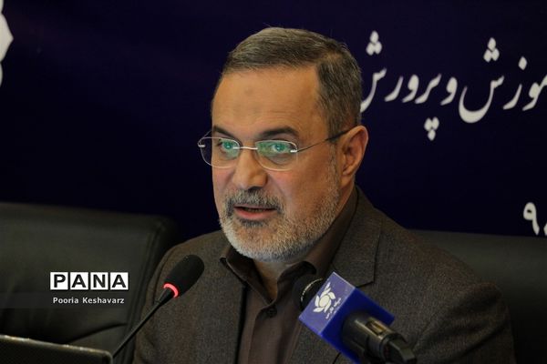 نشست روسای ادارات آموزش و پرورش استان فارس با وزیرآموزش و پرورش