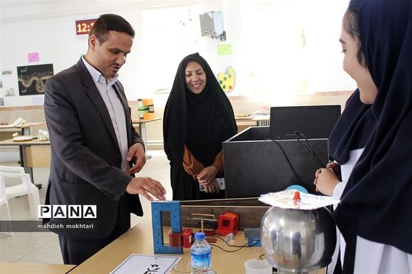 افتتاح نمایشگاه دروس تخصصی در مدارس استان یزد