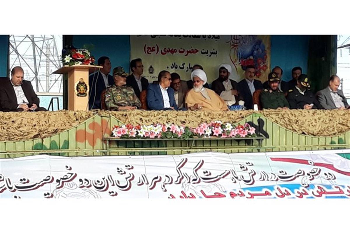 مراسم روز ارتش با شکوه تمام در استان زنجان برگزار شد