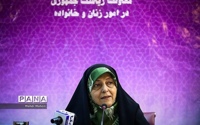 ابتکار: روحانی انتظار دارد همه دستگاه های کشور برای ارتقا وضعیت ‎زنان و خانواده ایرانی اقدام کنند