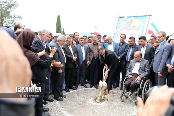 سفر وزیر آموزش و پرورش به شهرستان پاسارگاد
