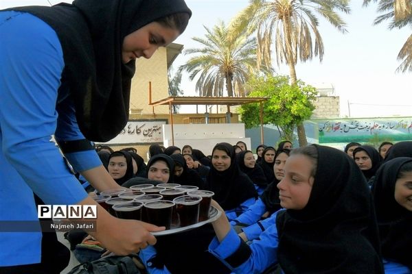 جشن نیمه شعبان در آموزشگاه شهید انصاری زرین دشت