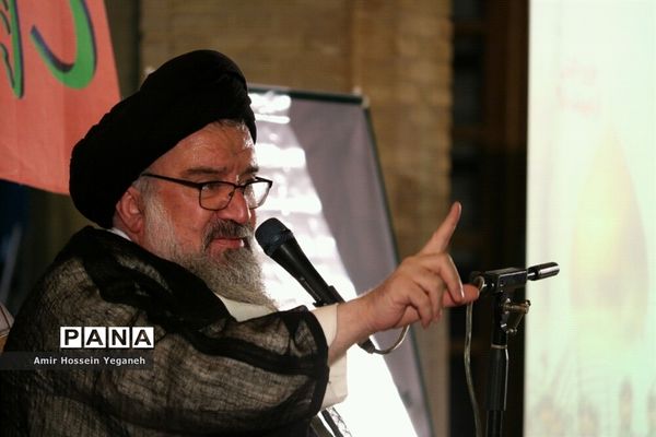 مراسم گرامیداشت سالروز تاسیس سپاه پاسداران انقلاب اسلامی با حضور آیت الله خاتمی در جزیره کیش