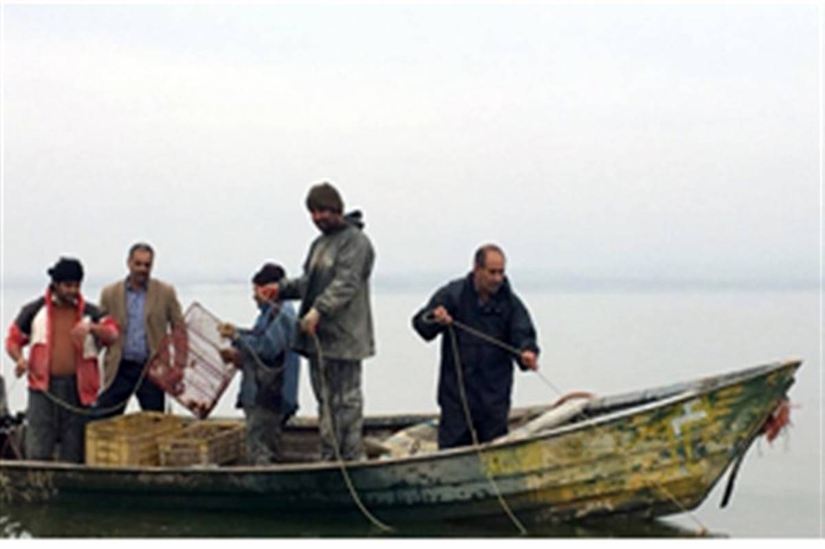 فعالیت‌های صیادی در دریاچه پشت سد‌های ارس و مهاباد ممنوع شد