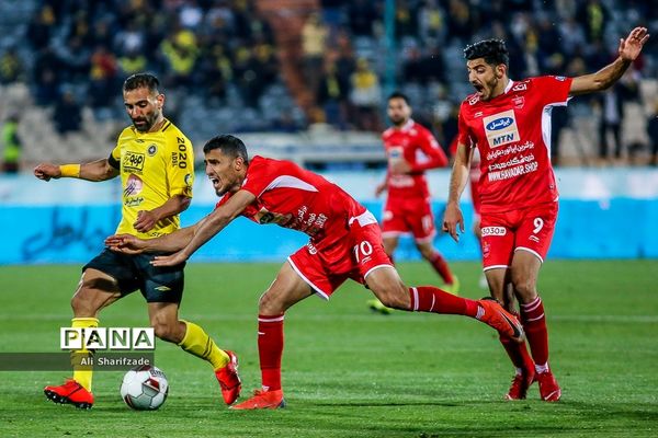 دیدارتیم‌های پرسپولیس و سپاهان