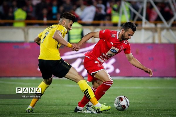 دیدارتیم‌های پرسپولیس و سپاهان