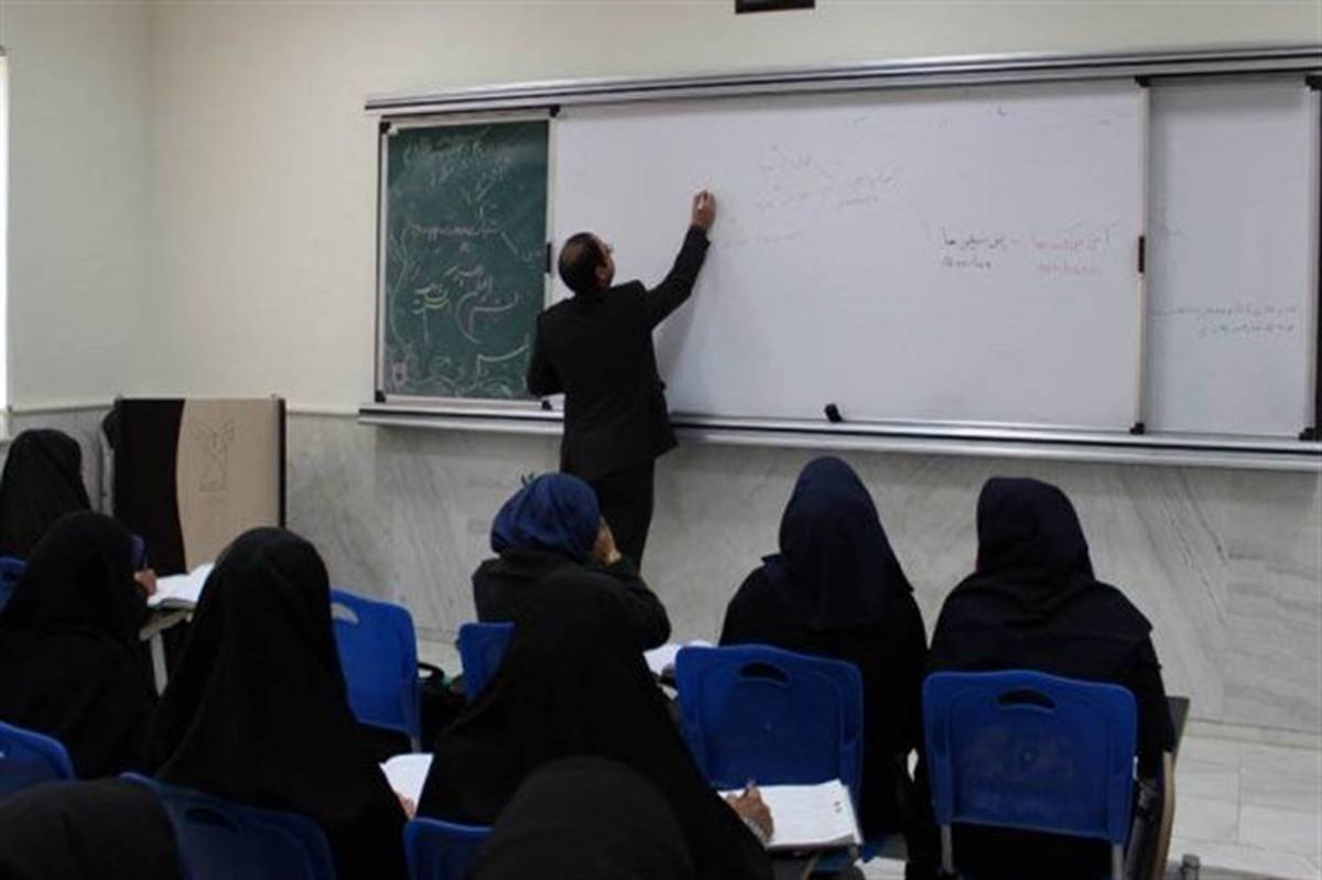 کلاس‌های جبرانی تحصیلی در مناطق سیل‌زده لرستان برگزار شد