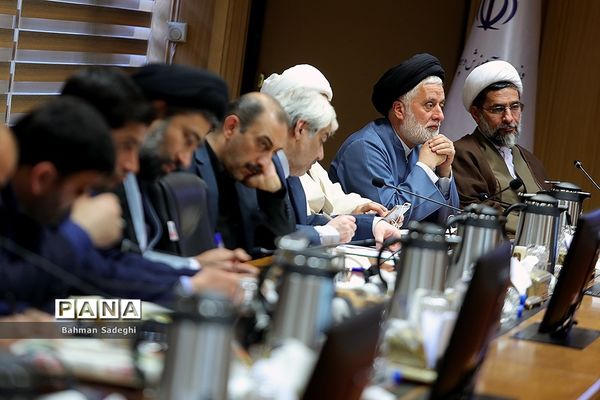 پنجاه و دومین جلسه کمیسیون تخصصی توسعه آموزش عمومی قرآن کریم کشور