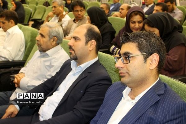 همایش بزرگداشت استاد محمد بهمن بیگی دربوشهر ( 1 )