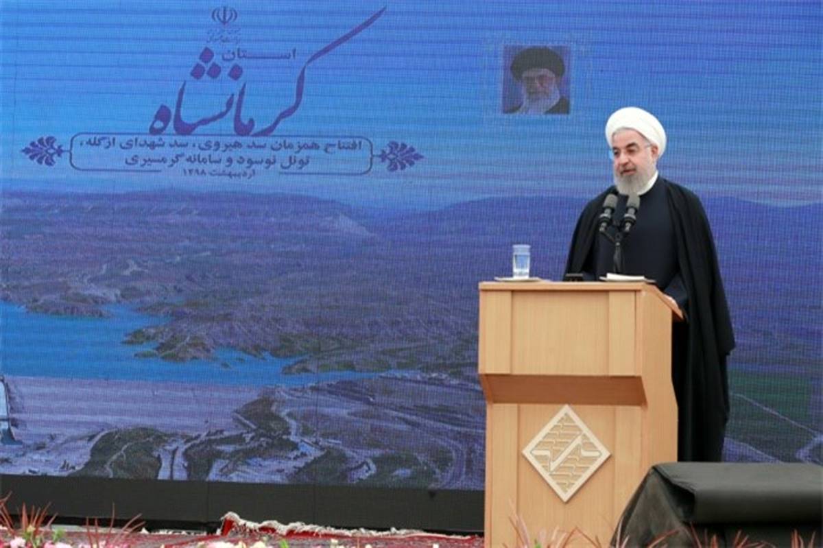روحانی: باید دشمن را به نقطه عقلانیت برگردانیم