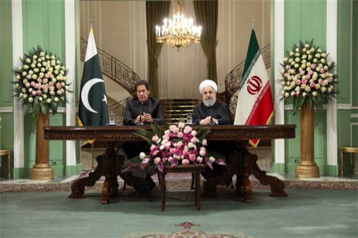 روحانی: ایران و پاکستان برای مبارزه با تروریسم در مرزهای خود نیروی واکنش سریع مشترک تشکیل می دهند