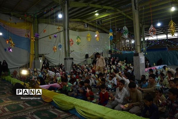 برپایی جشن ستاره‌ها در مسجد امام حسین علیه السلام بیرجند