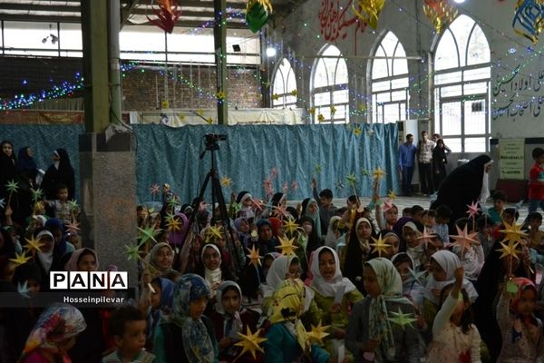 برپایی جشن ستاره‌ها در مسجد امام حسین علیه السلام بیرجند