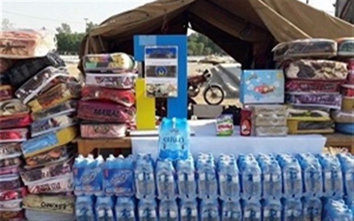 اعزام نخستین کاروان کمک‌های فرهنگیان و دانش‌آموزان فارس به مناطق سیل زده خوزستان