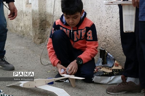 ششمین دوره مسابقات ساخت و پرواز هواپیمای گلایدر به مناسبت یادواره شهدای پرواز