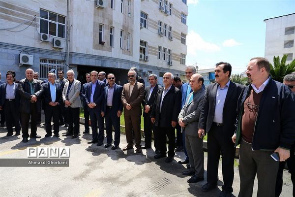 اعزام کاروان کمک‌های اهدایی دانشگاه علوم پزشکی مازندران به مناطق سیل‌زده