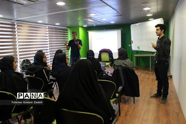 روزجهانی دختران در ICT