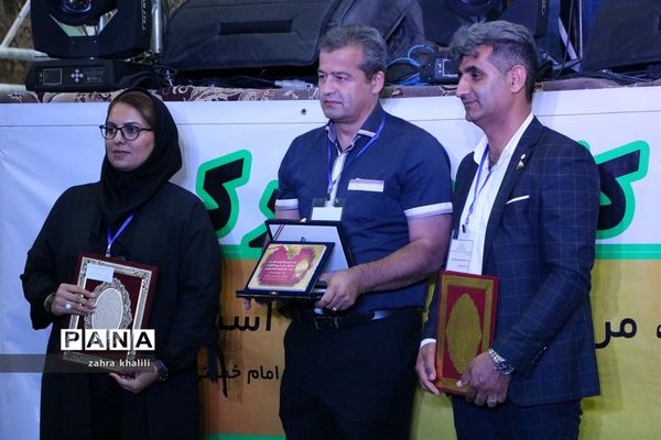 چرخ عظیم رونق ایران در دستان کارگران زحمتکش