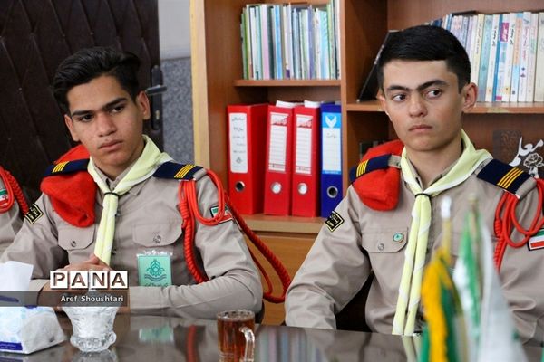 دیدار  پیشتازان و خبرنگاران پانا با رئیس سازمان دانش‌آموزی استان به مناسبت هفته معلم