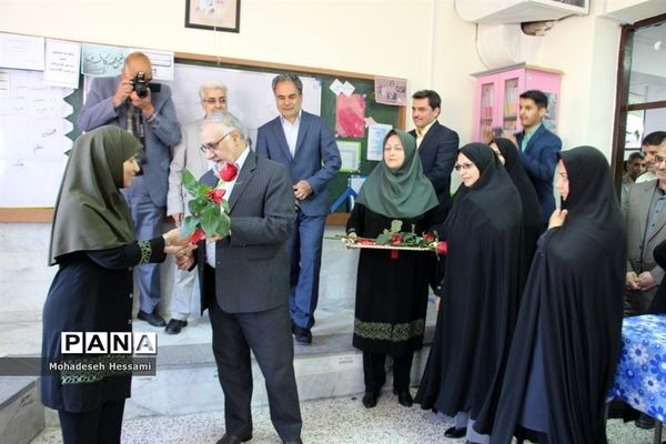 جشن سپاس معلم دردبستان شاهد دختران