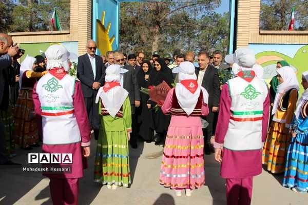 جشن سپاس معلم دردبستان شاهد دختران