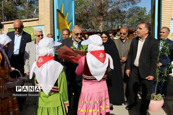 جشن سپاس معلم دردبستان شاهد دختران