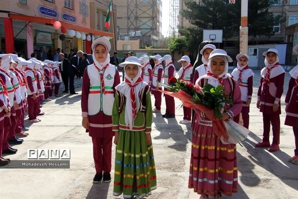 جشن سپاس معلم دردبستان شاهد دختران