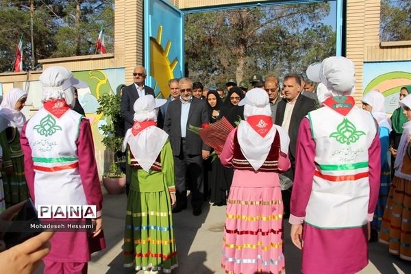 جشن سپاس معلم دردبستان شاهد دختران